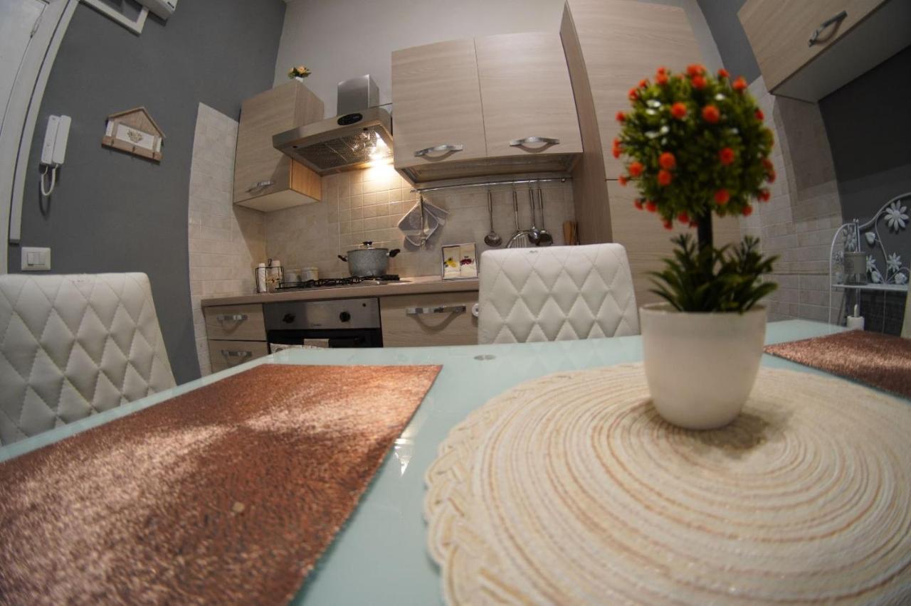 Apartament Lilly'S House Castellammare di Stabia Zewnętrze zdjęcie